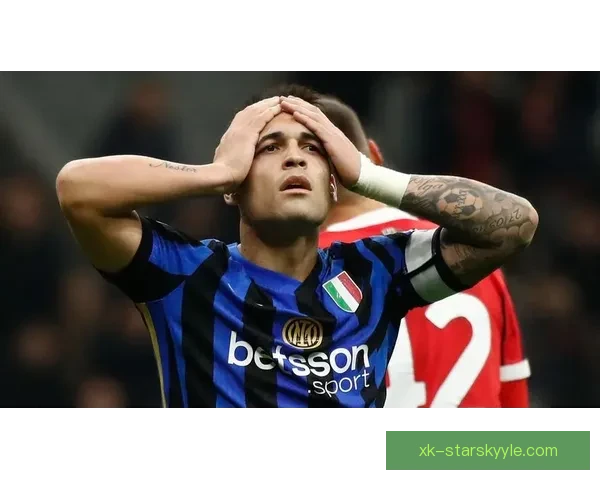 卡卢卢被罚下劳塔罗冷静劝裁判